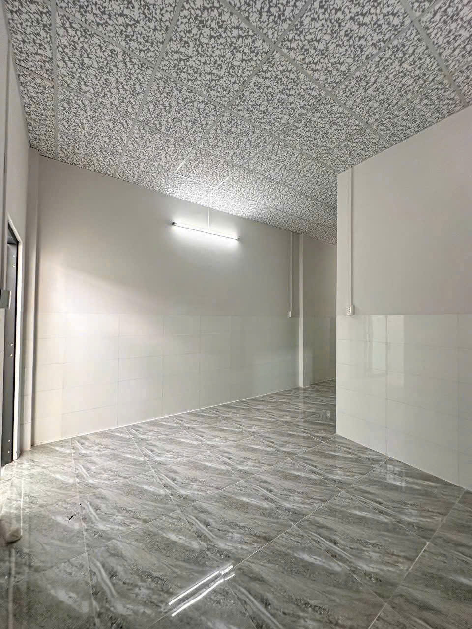 Nhà mới xây 100% – 106m², ô tô tải tới nhà gần chợ Bông Vang