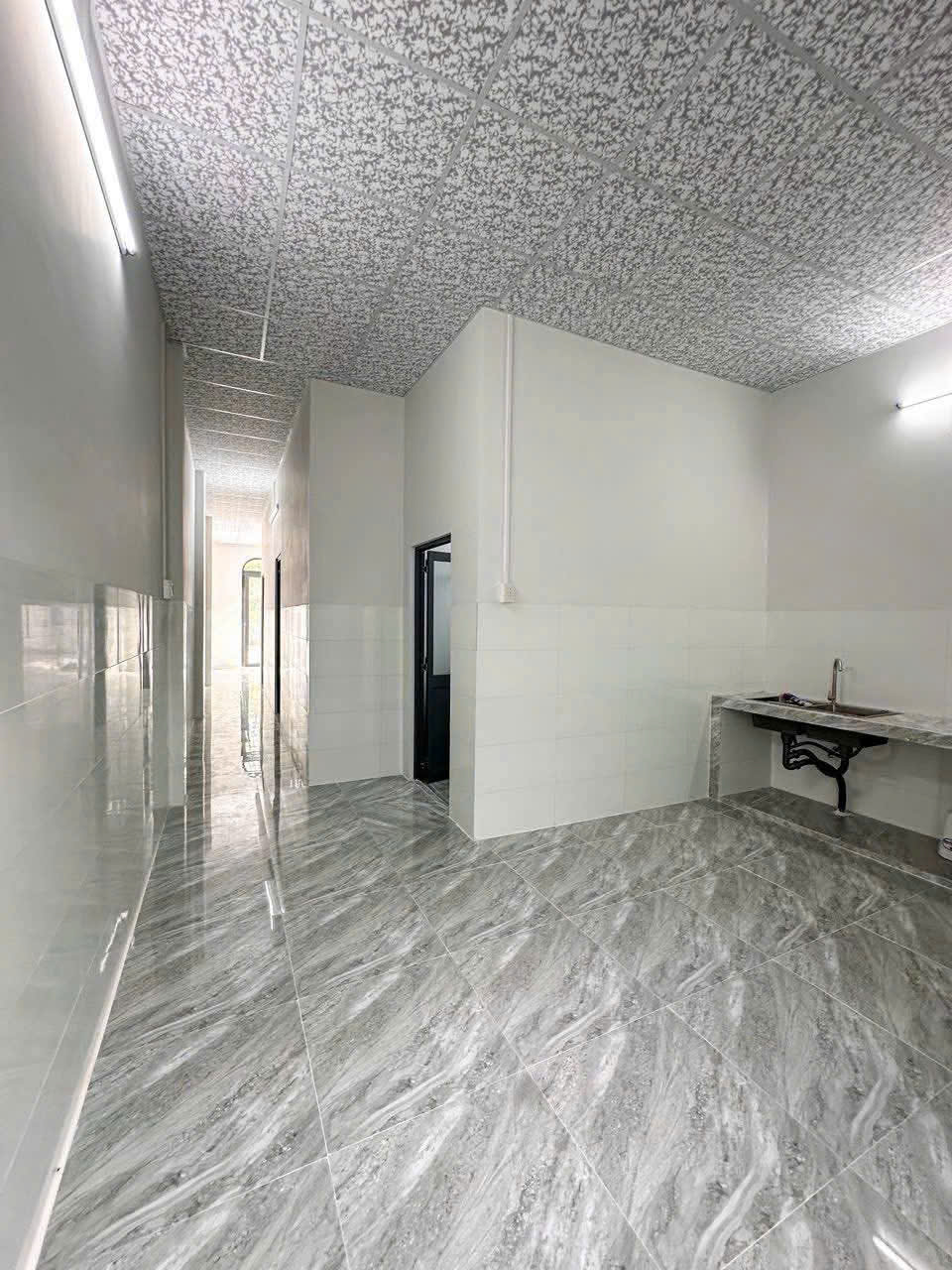 Nhà mới xây 100% – 106m², ô tô tải tới nhà gần chợ Bông Vang