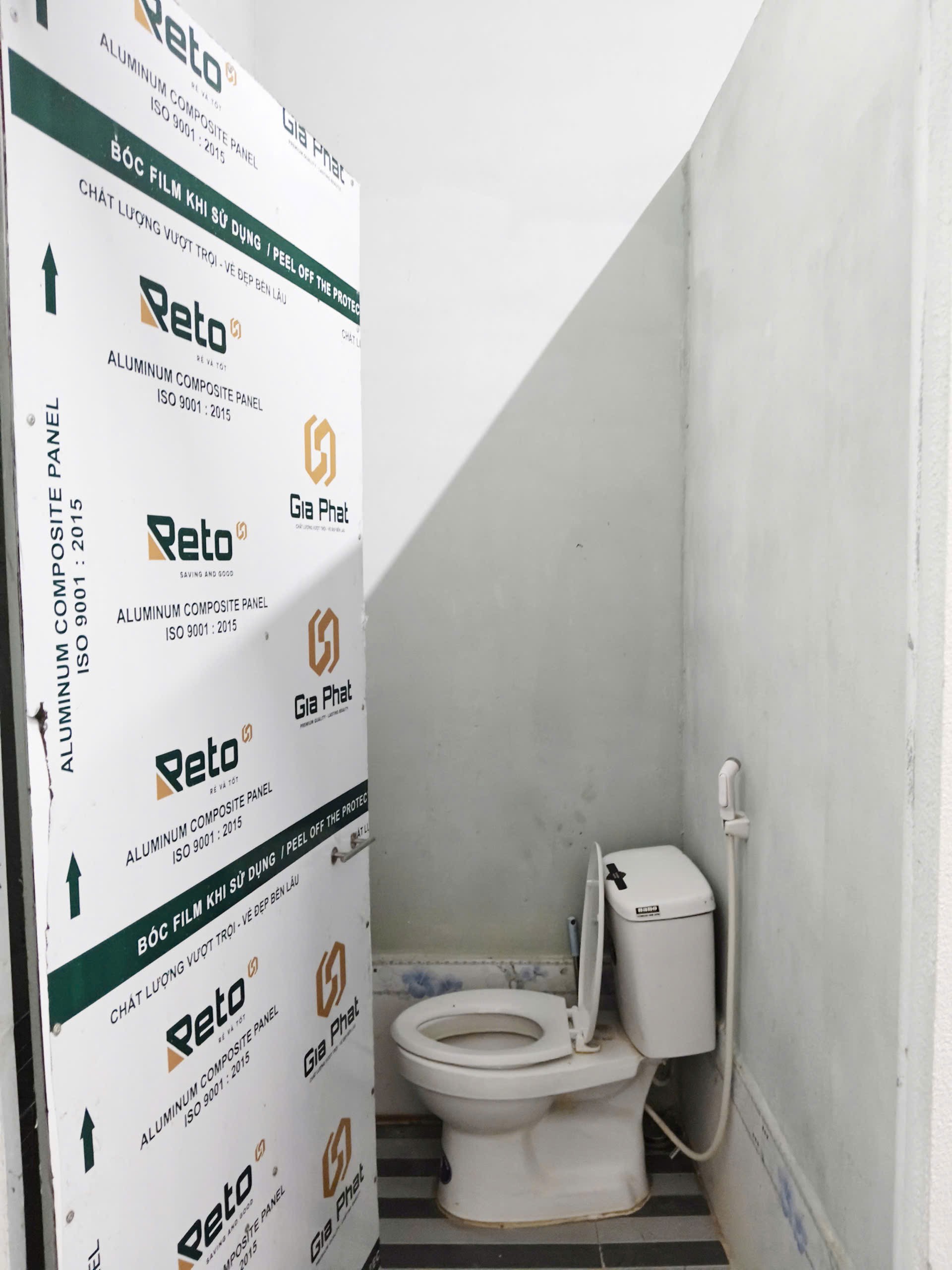 Cho thuê phòng trọ mới đẹp có máy lạnh giá rẻ Bình Thủy