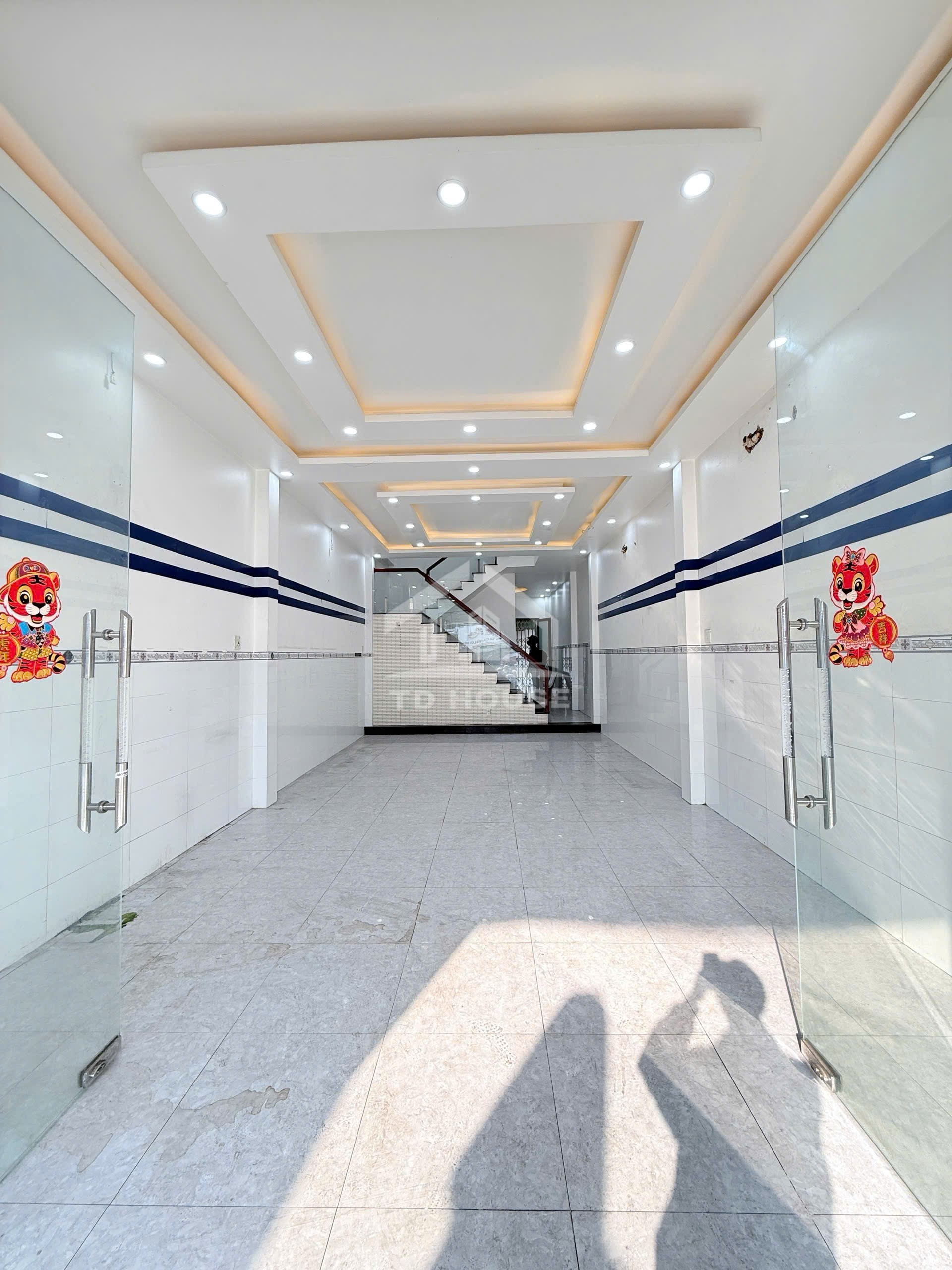Cho thuê nhà mặt tiền Trần Hoàng Na mới đẹp thuận tiện kinh doanh