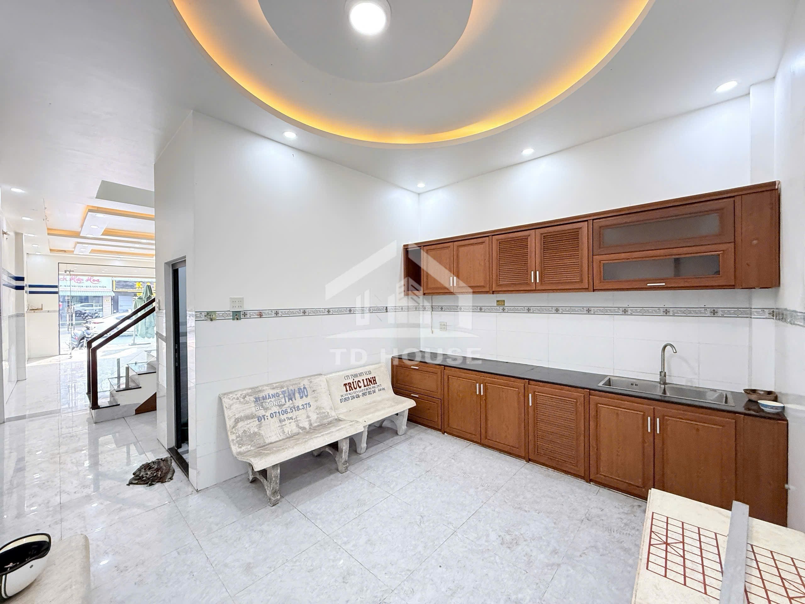 Cho thuê nhà mặt tiền Trần Hoàng Na mới đẹp thuận tiện kinh doanh
