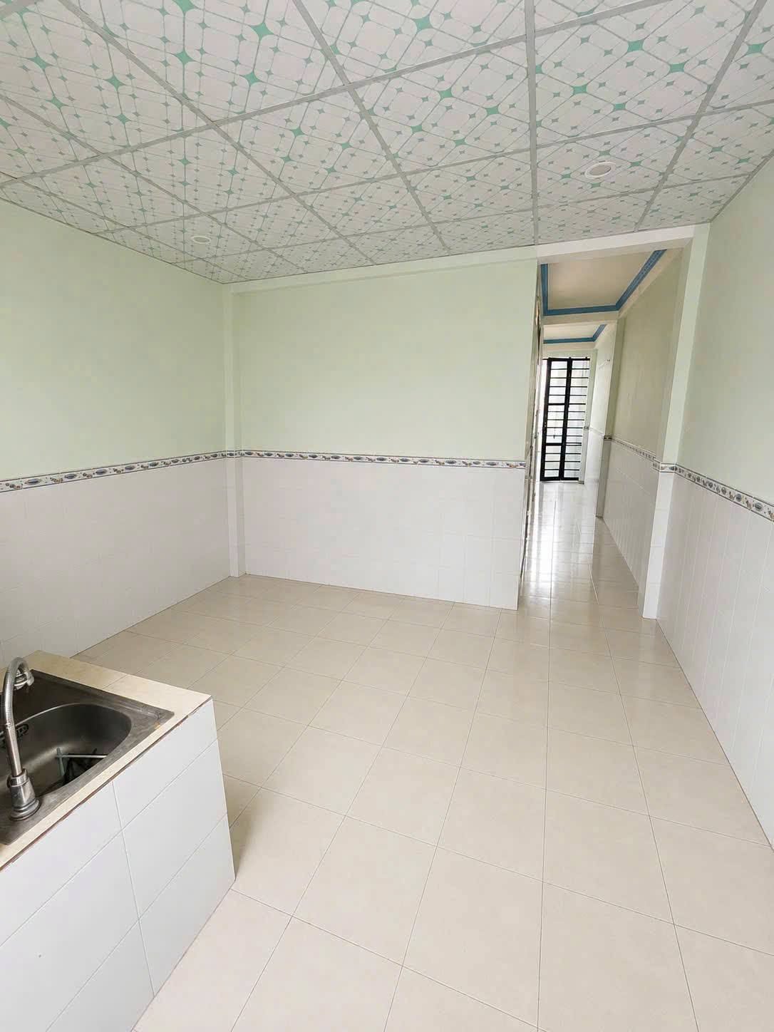 Nhà 3 phòng mới cho thuê 6 triệu/tháng - Hẻm ô tô Trần Quang Diệu