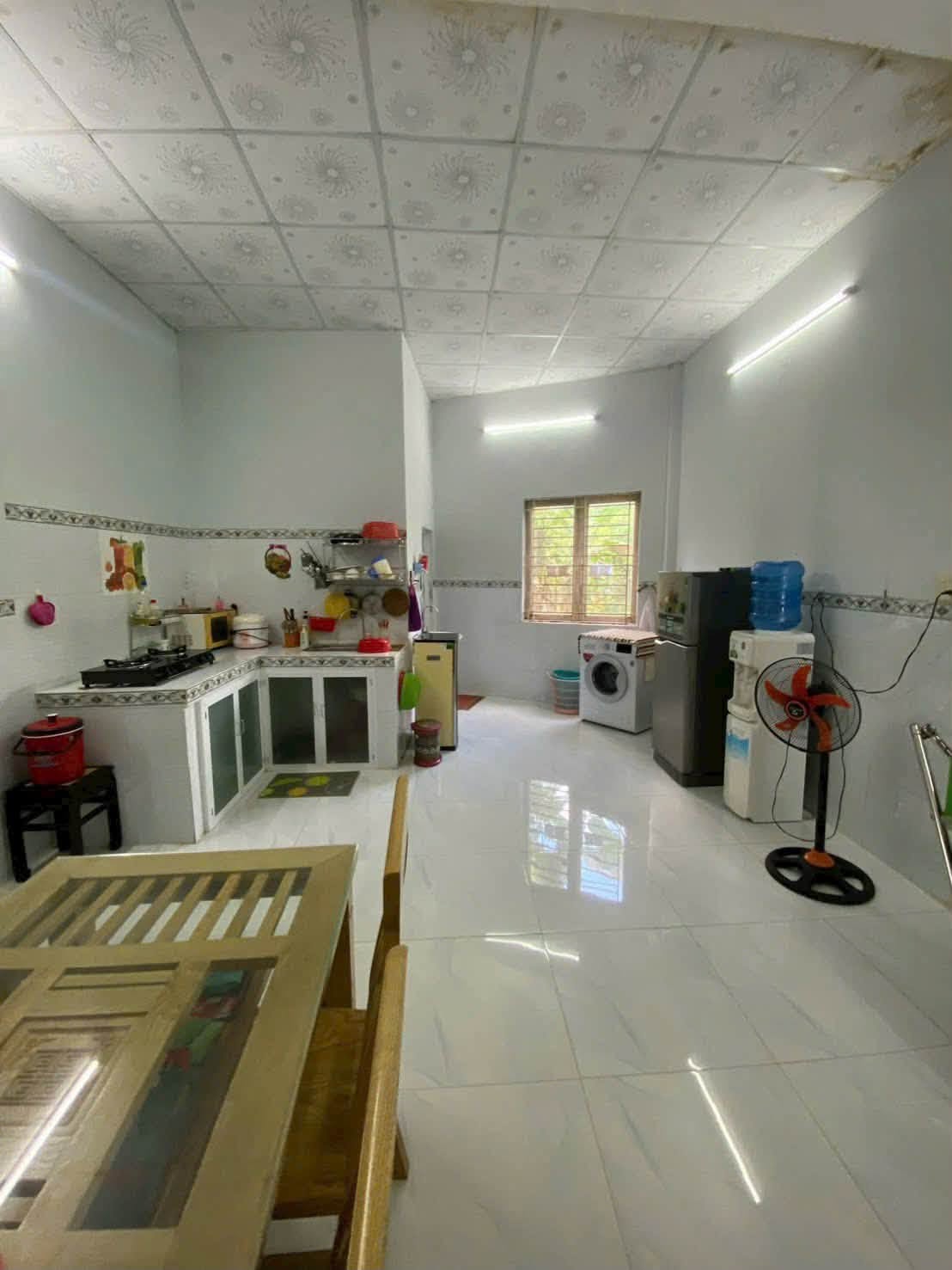 Cho thuê nhà trệt lầu full nội thất KDC Hoàng Quân, Cái Răng, Cần Thơ