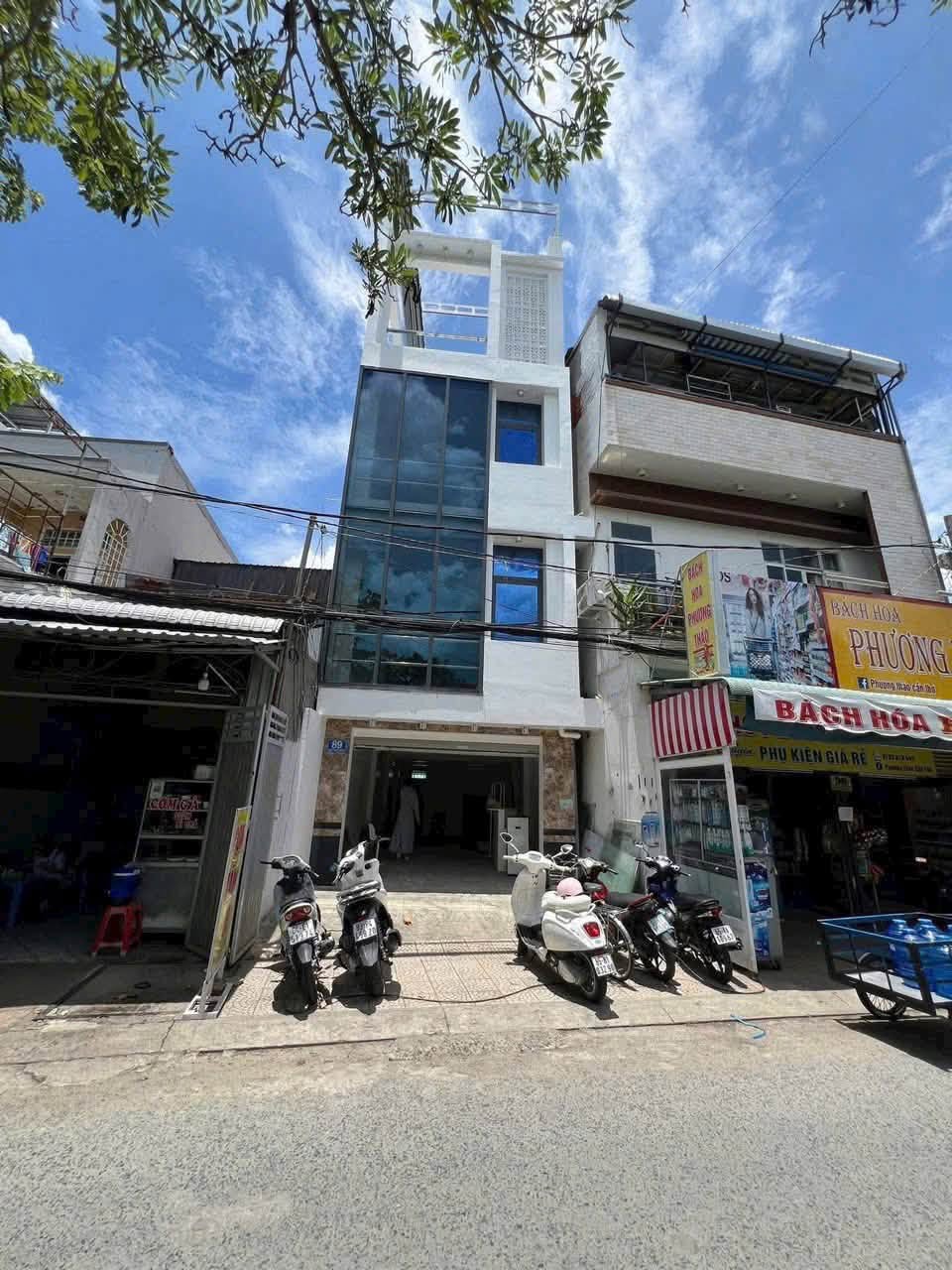 Nhà 3 tầng mặt tiền Mạc Thiên Tích (gần ĐH Cần Thơ)