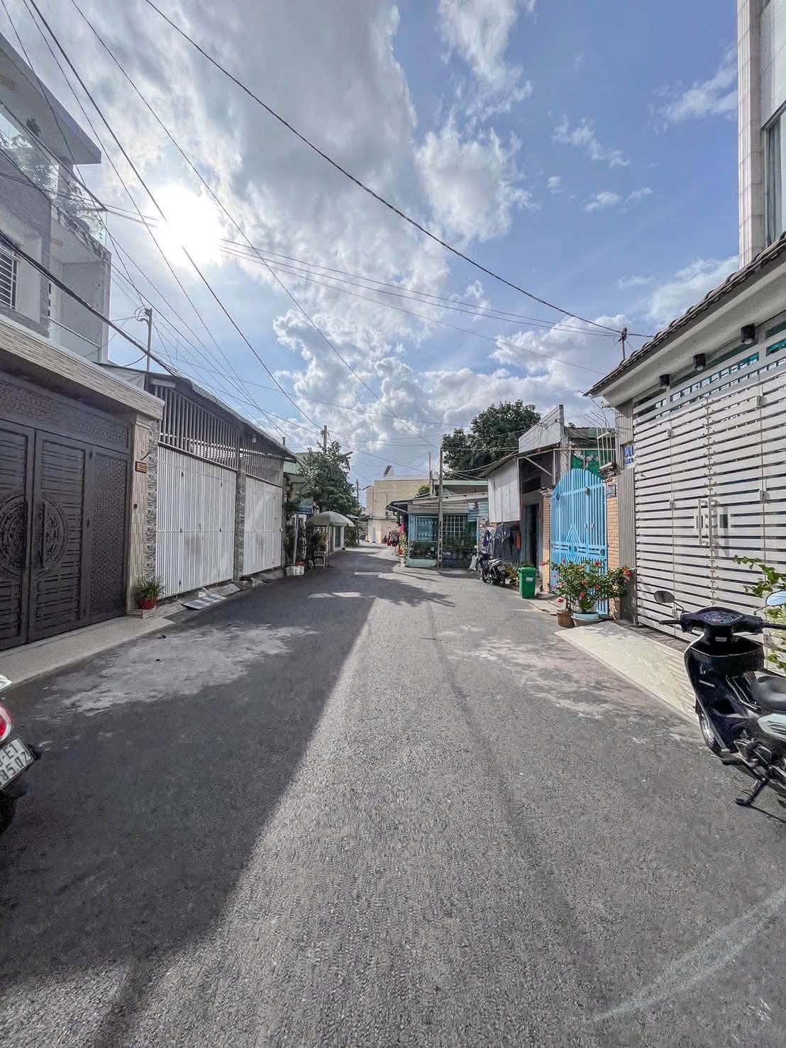 Bán nền 56.3m2 gần chợ Trần Việt Châu, Nguyễn Văn Cừ, Cần Thơ