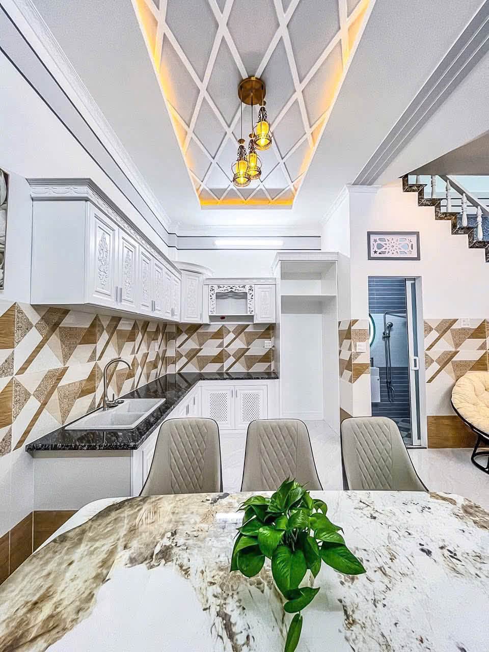Cho thuê nhà hẻm Hồ Bún Xáng, Tân An - Cần Thơ
